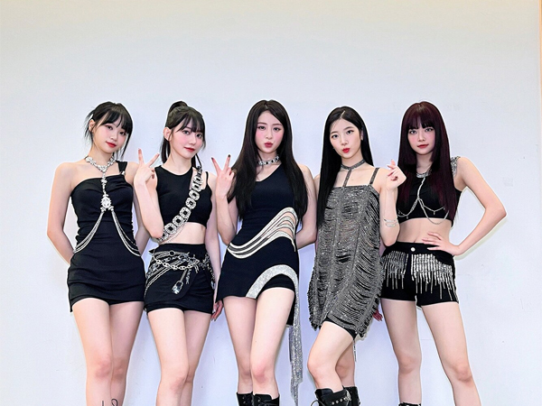 LE SSERAFIM Menjadi Girl Group Tercepat yang Bertahan 5 Minggu di Billboard 200