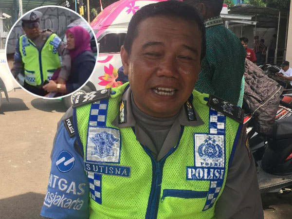 Pasca Dimaki dan Dicakar Oknum PNS, Polantas Aiptu Sutisna Terima Penghargaan