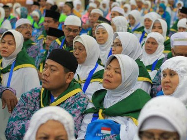 Berhaji Dengan Kuota Filipina, Ratusan Calon Jamaah Asal Indonesia Ditahan!