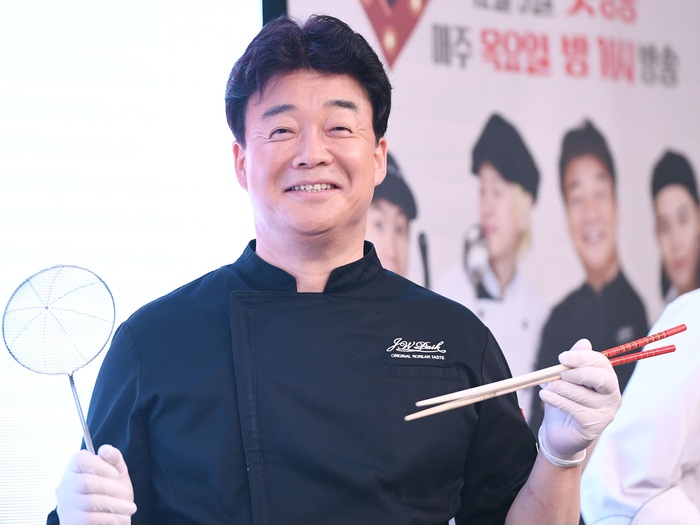 Chef Paik Jong Won Dilaporkan ke Polisi Terkait Dugaan Pelanggaran Iklan