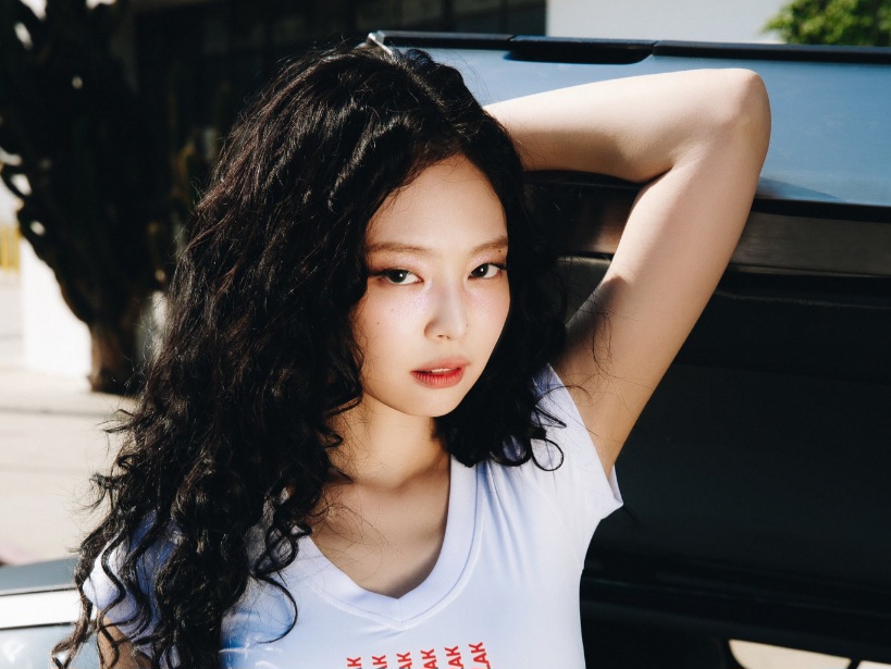 Jennie BLACKPINK Mulai Era Baru dengan Single Solo 'Mantra'