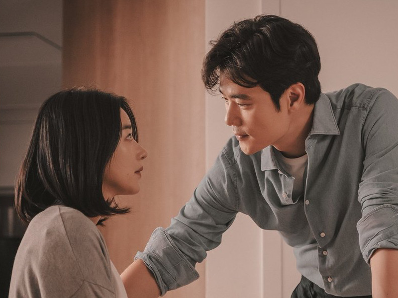 Seo Ye Ji dan Kim Kang Woo Bicara Soal Chemistry Sebagai Suami Istri