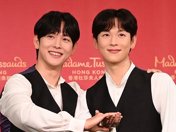 Im Siwan Resmikan Kembarannya di Madame Tussauds Hong Kong