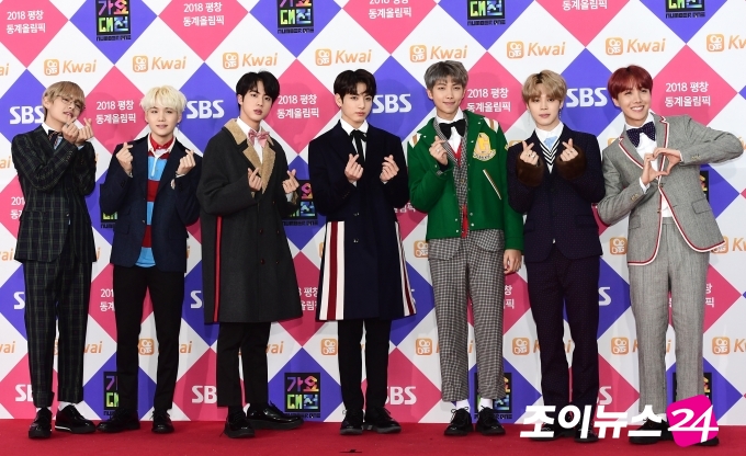 Akun Resmi Brand Gucci Unggah Foto BTS di Red Carpet BBMAs 2018, ARMY:  Jadikan Mereka Modelnya!